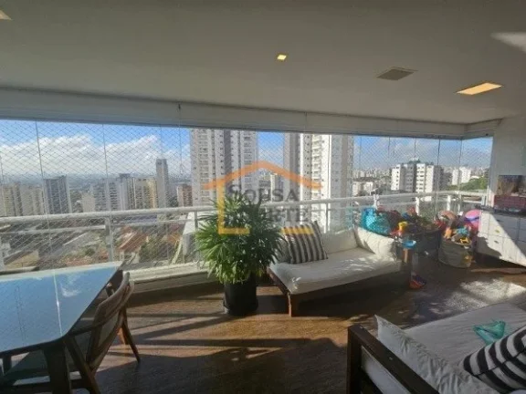 Imagem Apartamento 200m², 3 dormitórios, sendo 3 suites, sendo a master com closet e banheira, além de s...