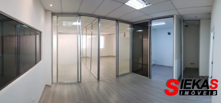 Imagem Salão Comercial na Penha de França, São Paulo-SP: 6 banheiros, 15 vagas de garagem, 727m²! Venha conferir!