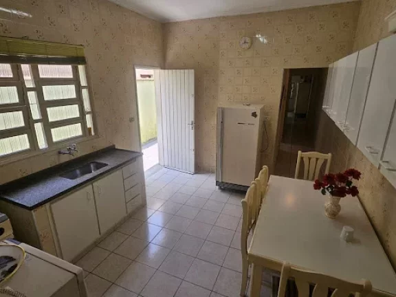 Imagem Casa com 2 dormitórios à venda, 70 m² por R$ 455.000,00 - Aviação - Praia Grande/SP