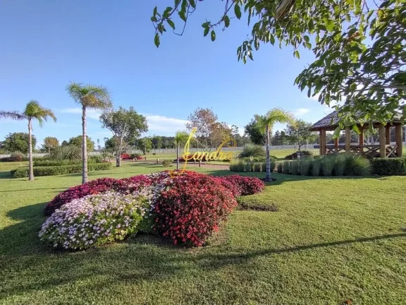 Imagem Terreno com 300 M2 área privativa pronto para construir