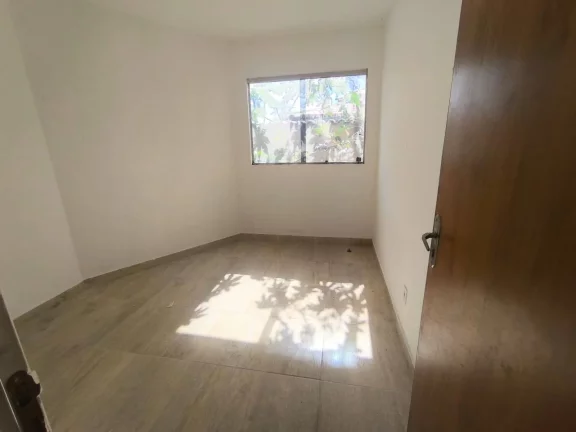 Imagem Casa com 2 Quartos à Venda, 80 m² em Novo Horizonte - Ibirité