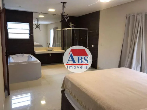 Imagem Sobrado com 4 dormitórios à venda, 235 m² por R$ 840.000,00 - Vale Verde - Cubatão/SP