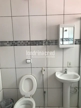 Imagem Vende-se Hospedagem com 15 Suítes, 5 Quartos, Energia Solar, Depósito, Equipamentos Completos, 40 Beliches e Excelente Infraestrutura