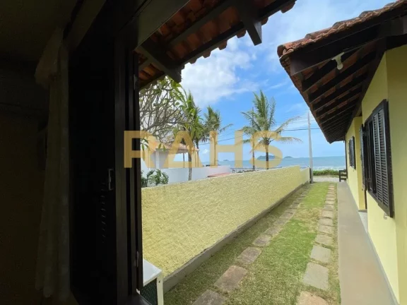 Imagem Venha conhecer essa bela casa em Ubatuba, Santa Catarina, com 3 dormitórios, 2 suítes e garagem co...