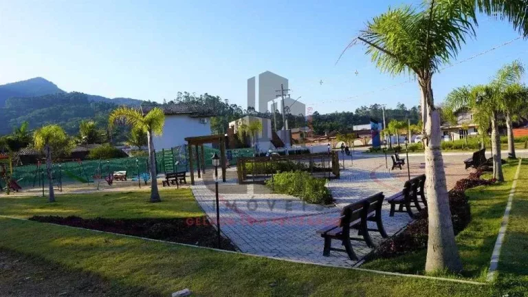 Imagem Terreno com 200m² no Bairro Sertão do Trombudo na Cidade de Itapema/SC