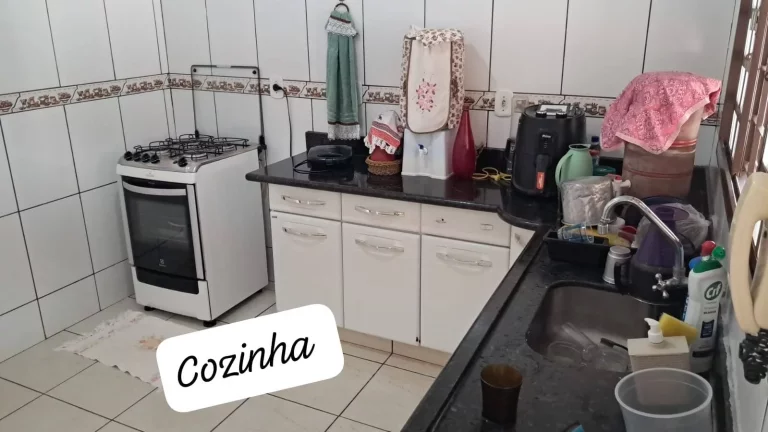 Imagem VENDE-SE EXCELENTE CASA 03 DORM. SENDO UM SUITE JD CALIFORNIA VALPARAISO SP