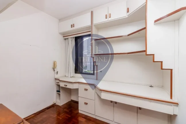Imagem Imperdível oportunidade: Apartamento à venda em São Paulo-SP, Vila Mariana - 3 quartos, 1 suíte, 2 salas, 3 banheiros, 2 vagas de garagem, 81,00 m² de área.