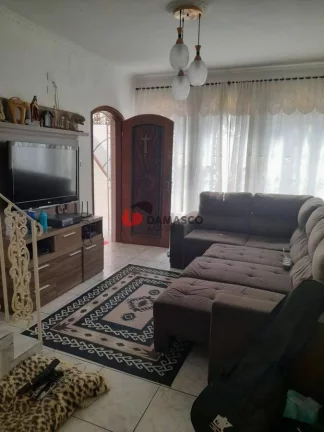 Imagem Sobrado à venda 4 Quartos, 2 Suites, 3 Vagas, 210M², Parque Tomas Saraiva, São Paulo - SP