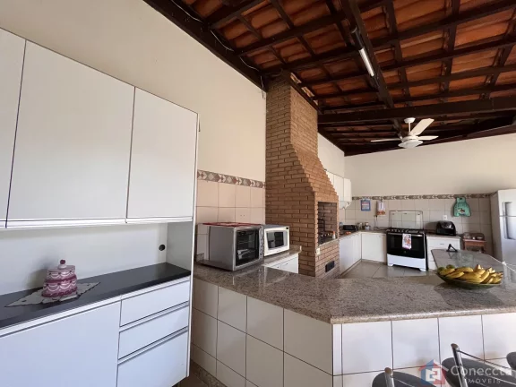 Imagem Casa à Venda no Jardim Centro em Patos de Minas – 5 Quartos, Suíte e Área Gourmet