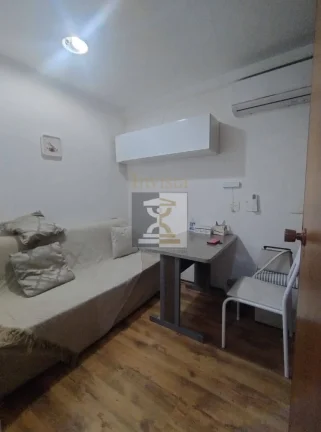 Imagem Recreio dos Bandeirantes - Sala consultório montado - 32 m2
