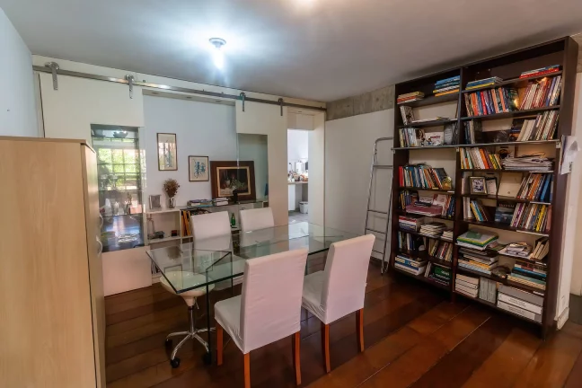 Imagem Apartamento de Alto Padrão para Locação na Rua Itacema.