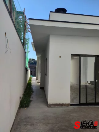 Imagem Imóvel de alto padrão com 3 quartos, 3 suítes e 4 vagas de garagem em Mogi das Cruzes-SP, Cidade Parquelandia.