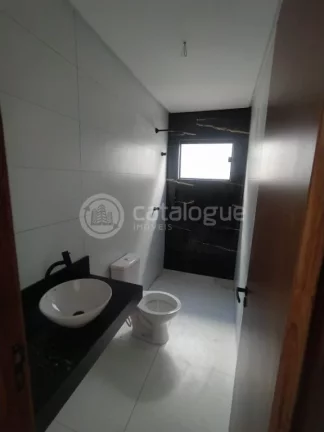 Imagem Casa à venda no Condomínio Nova Esperança em Parnamirim!