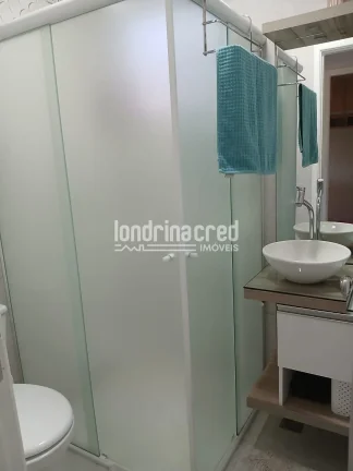 Imagem Linda casa no Cond. Terra Nova com 3 dormitórios (1 suíte), 2 vagas cobertas, 150m², planejados, ar-condicionado e ótimo aproveitamento do terreno de 145m².