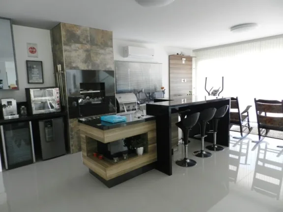 Imagem Casa com 5 suítes João Paulo