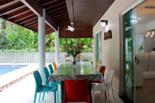 Imagem *Belíssima Casa no Módulo 30: Um Oásis de Conforto e Elegância*