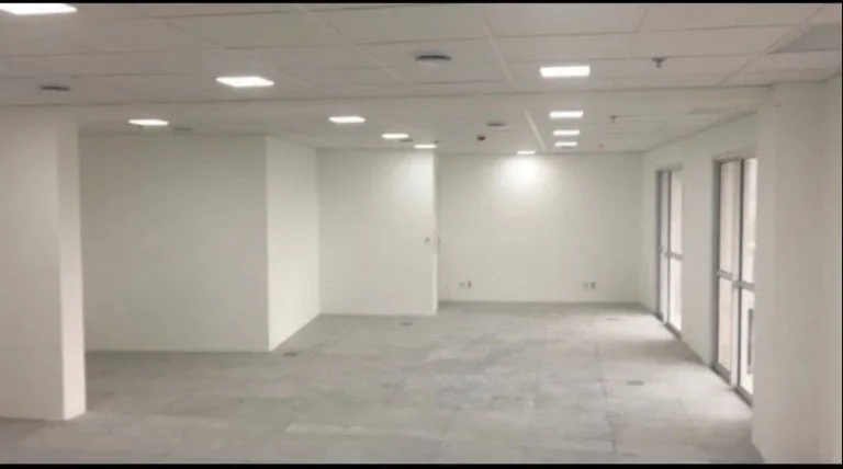 Imagem Sala Comercial Completa Alugada Condomínio Thera Oficce Faria Lima 104 m,²