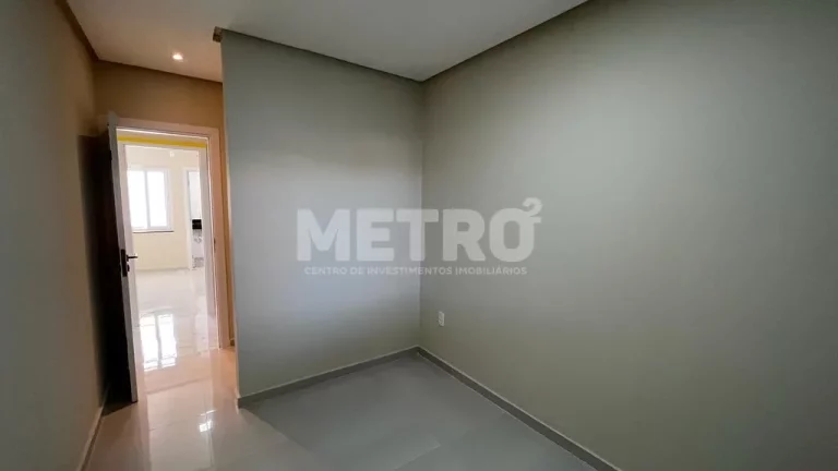 Imagem Venda, Casa KM2, 3 quartos, sendo 01 suíte, 100m aproximados , esquadria em pvc