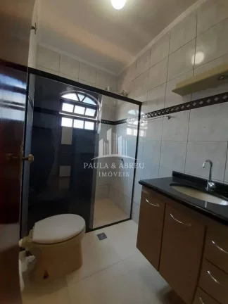 Imagem Linda Casa Principal (+ 2 Casas), 3 Quartos, 3 Banheiros, 2 Salas, Área de Churrasco Grande, 3 Vagas no Jardim Mauá-SP