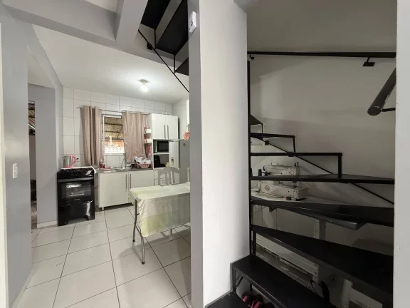 Imagem Sobrado 54 m2, 2 quartos, Bairro ipiranga, Sapucaia do Sul
