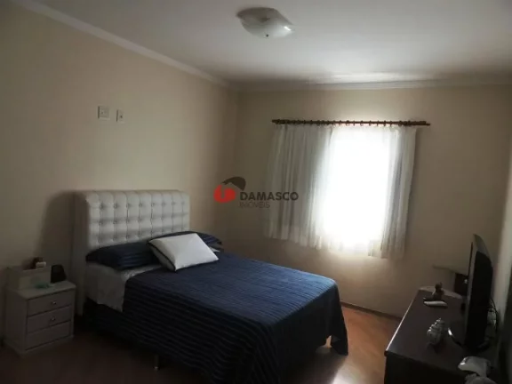 Imagem Sobrado à venda 3 Quartos, 1 Suite, 2 Vagas, 100M², Vila Alpina, São Paulo - SP