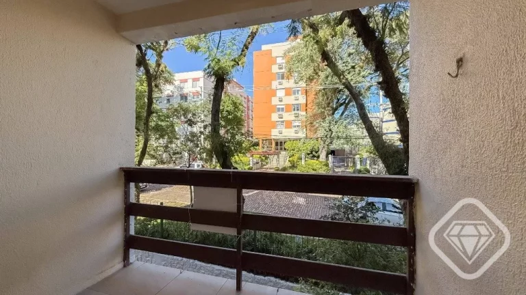 Imagem Apartamento reformado, 2 dormitórios, 2 banheiros, sacada e garagem escriturada, Bairro Tristeza.

...