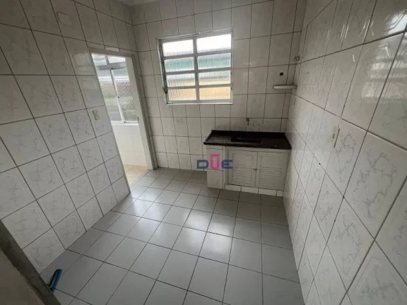 Imagem Apartamento no 2 andar com 2 dormitórios à venda, 65 m² por R$ 297.000 - Campo Grande - Santos/SP
