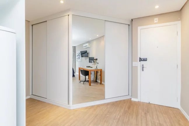 Imagem APARTAMENTO STUDIO 36,00 M ARMÁRIOS QUARTO COZINHA VILA NOVA CONCEIÇÃO ESPAÇO COWORKING FITNESS SAUNA PISCINA AQUECIDA EXCELENTE LOCALIZAÇÃO