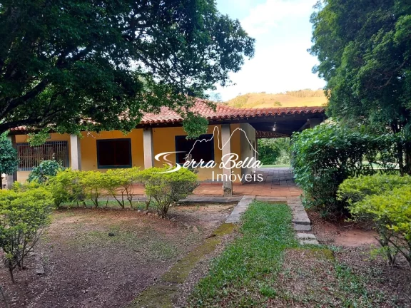 Imagem Fazenda com 3 dormitórios à venda, 580800 m² por R$ 1.500.000,00 - Centro - São José do Vale do Rio Preto/RJ