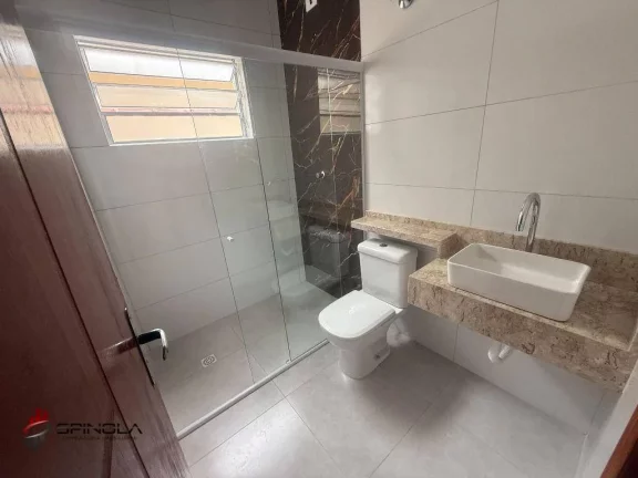 Imagem Casa com 2 dormitórios à venda, 94 m² por R$ 680.000,00 - Vila Caiçara - Praia Grande/SP