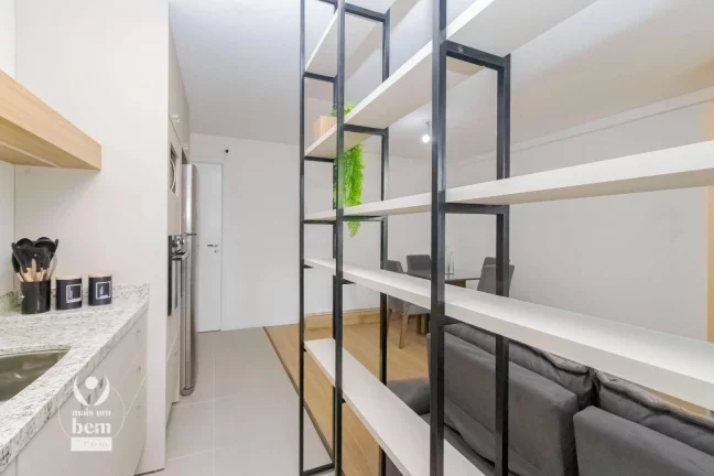 Imagem Lindo apartamento novo, com 2 quartos (1 suíte), sacada com churrasqueira à venda por R$ 551.023,26 - Tingui - Curitiba/PR