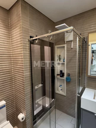 Imagem Casa à venda, no Alphaville com 4 suítes, todas com closet, Gourmet com piscina.