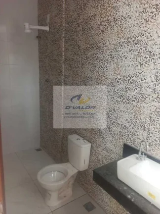 Imagem Vendo Casa Nova, em Condomínio Fechado, com 139m², 3 quartos s/ 3 suítes e 2 vagas