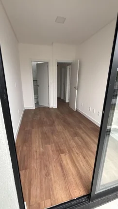 Imagem Sobrado novo com 3 dormitórios sendo 1 suíte a apenas 450 metros do mar no Bairro Itacolomi em Balneário Piçarras a venda com Adriano Carpes Imóveis.