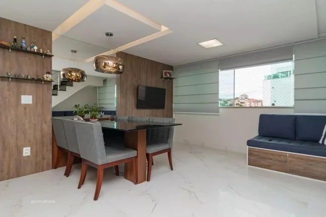 Imagem Este espaçoso apartamento de 167 metros quadrados oferece uma experiência de vida confortável e m...