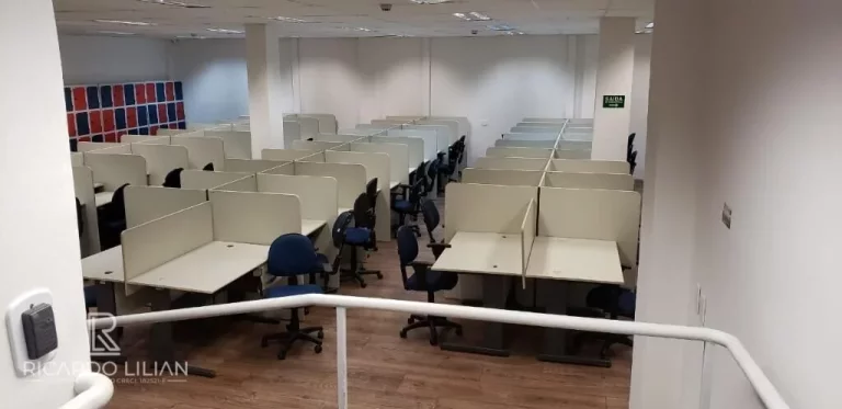Imagem "Oportunidade Única: Prédio Comercial de Prestígio com 950m², Ideal para Empresas de Importação e Negócios Internacionais!"