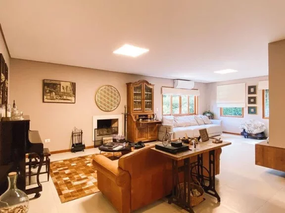Imagem Casa impecável, com acabamentos de ótimo gosto - Granja Viana