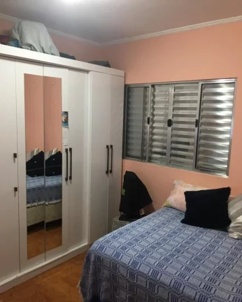 Imagem Sobrado de 2 Dormitórios + Escritório e Edícula
