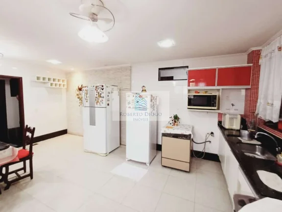 Imagem Casa de luxo em condomínio na Taquara, Rio de Janeiro-RJ: 5 quartos, 1 suíte, 1 sala, 3 banheiros, 6 vagas de garagem, 300m².