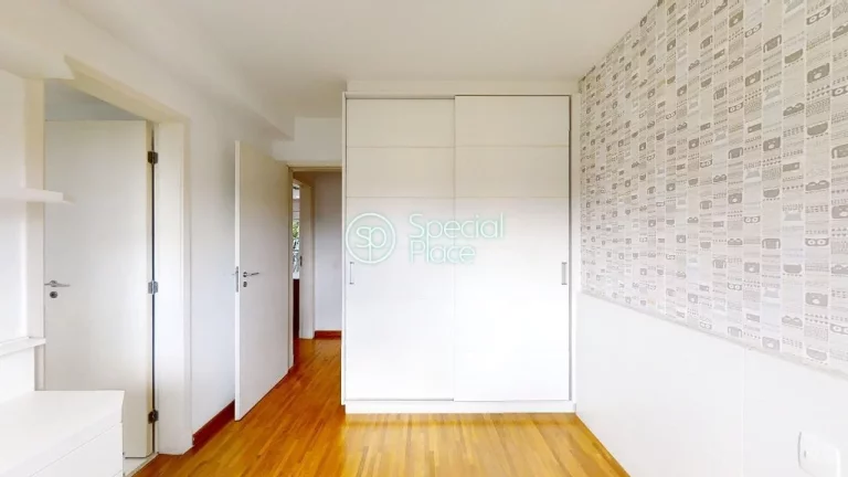Imagem Apartamento com 220m² na Granja Julieta voltado para a Hípica de Santo Amaro. Amplo living com var...