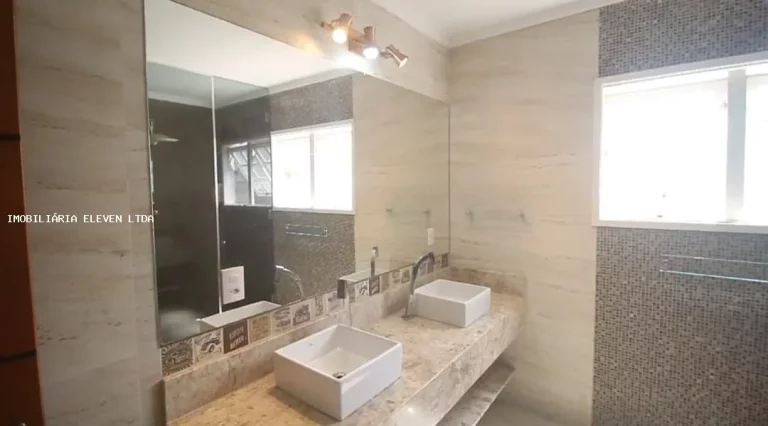 Imagem Sobrado para Venda em Poá / SP no bairro Jardim Fonte Áurea