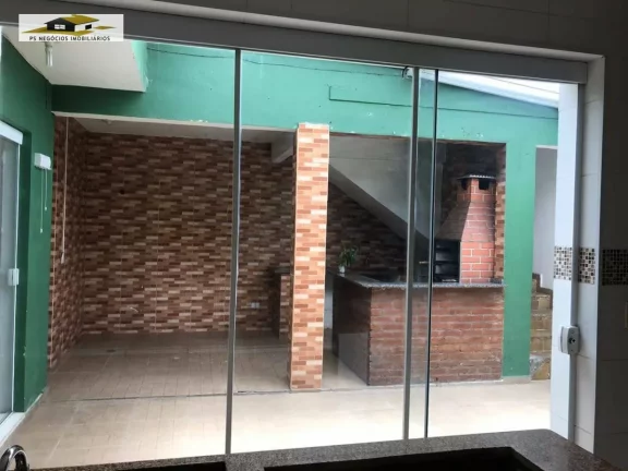 Sobrado Padrão na Bosque da Saude