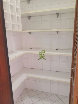 Imagem Casa em condomínio à venda, 335 m² com 4 suítes, 4 vagas - Jardim Monte Alegre - Taboão da Serra/SP
