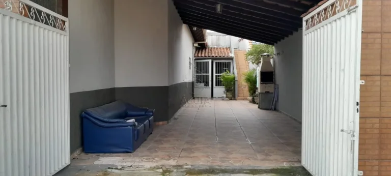 Imagem Excelente casa no Perequê-Açu 350 m da praia!