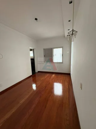 Imagem Centro de Santo André – Apê reformado com 4 dorms e 160m² de