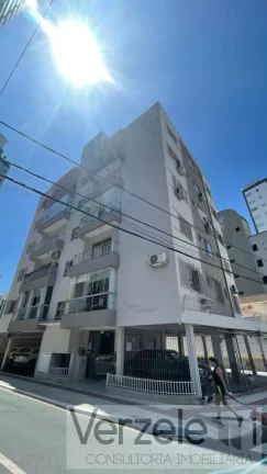 Imagem Apartamento Quadra Mar para Venda em Balneário Camboriú / SC no bairro Centro