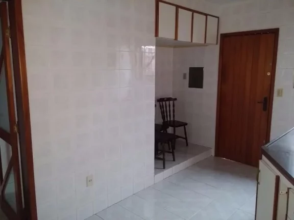 Imagem Imperdível casa em condomínio à venda em Macaé-RJ, no bairro Riviera Fluminense! 4 quartos, 2 suítes, 1 sala, 3 banheiros, 2 vagas de garagem, 120,00 m2 de área.
