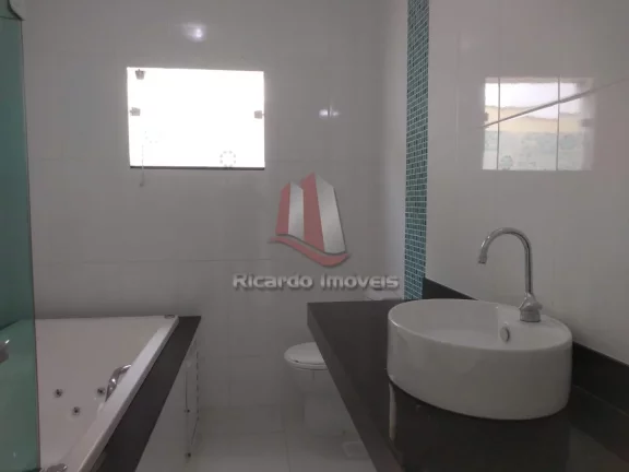 Imagem Casa Alto Padrão Frente c/ 4 Suítes e Canal Navegável