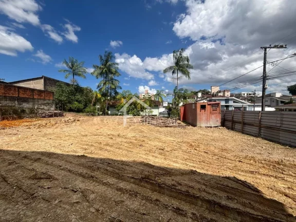 Imagem GEMINADO COM 105M² NO SAGUAÇU