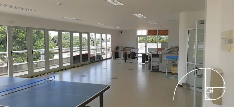 Imagem Empresa comercial pronta para uso!